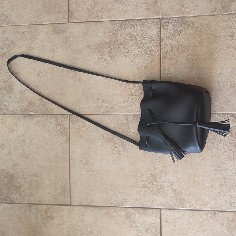 Black bucket style purse